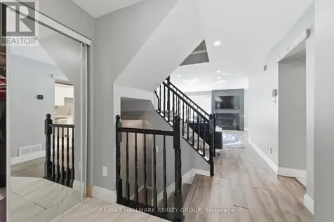 1924 Ashmont Street Ottawa ON K1C 7B9