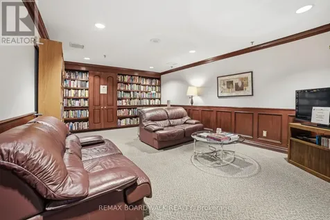 1705 Playfair Drive Ottawa ON K1H 8P6