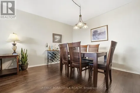 1705 Playfair Drive Ottawa ON K1H 8P6
