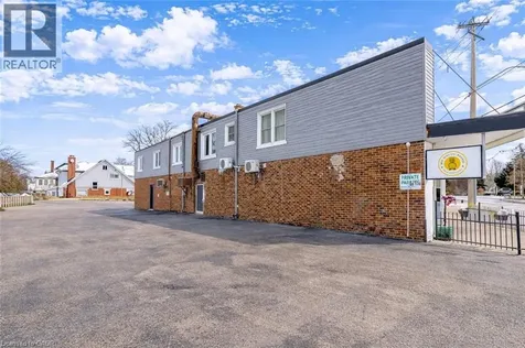 1472 King Street East Kitchener ON N2G 2N7