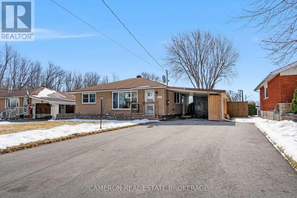 1513 Frances Ann Avenue Cornwall ON K6H 2L3