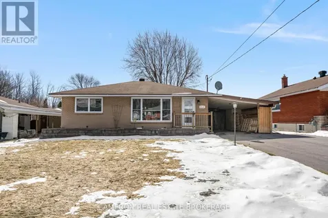 1513 Frances Ann Avenue Cornwall ON K6H 2L3
