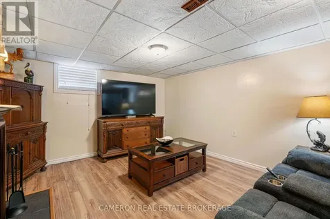 1513 Frances Ann Avenue Cornwall ON K6H 2L3