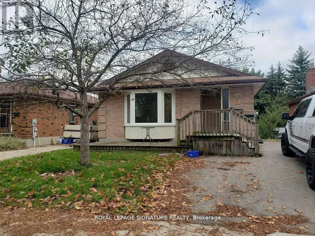 32 Albion Street Kitchener ON N2E 2N4