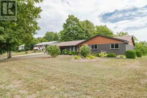 90 Carson Lake Crescent South Bruce Peninsula ON N0H 2G0