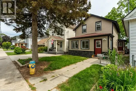 15 Adelaide Street Grimsby ON L3M 1X2