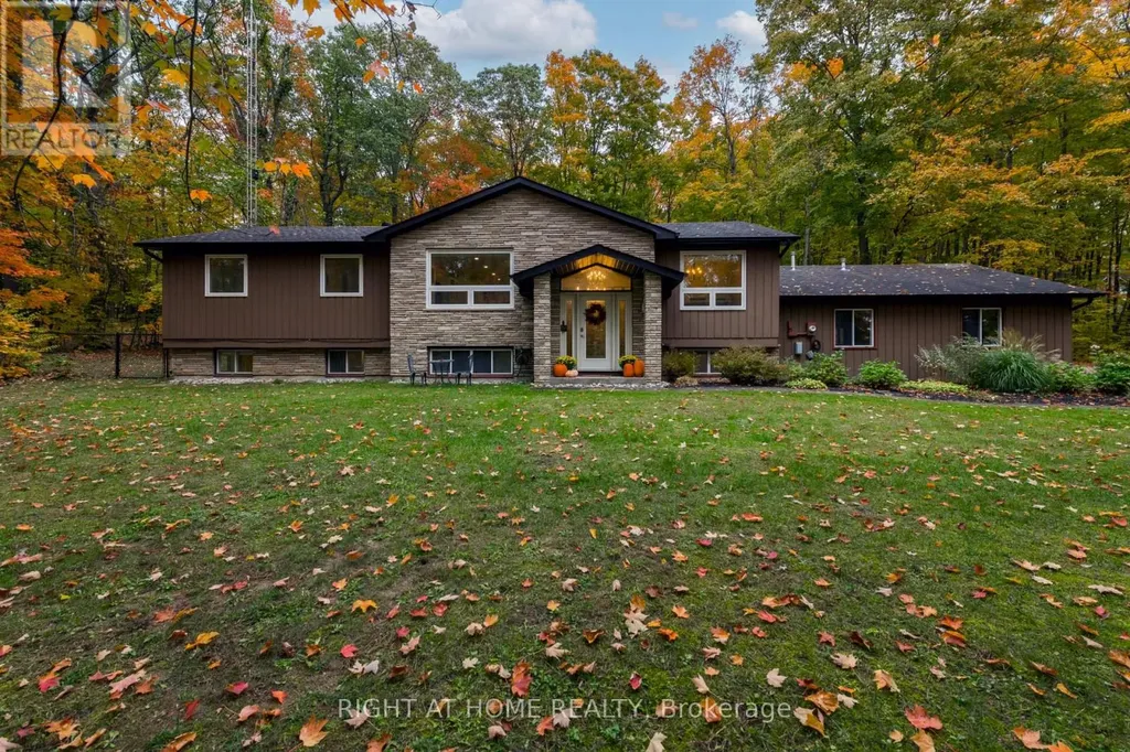 11 Woodland Crescent Oro-medonte ON L4M 4Y8