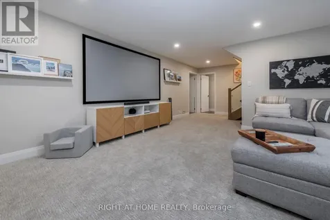 11 Woodland Crescent Oro-medonte ON L4M 4Y8