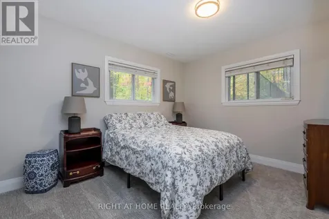 11 Woodland Crescent Oro-medonte ON L4M 4Y8