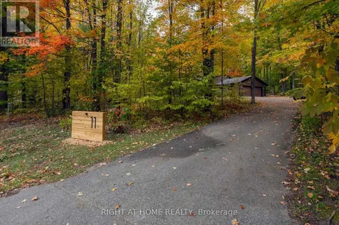 11 Woodland Crescent Oro-medonte ON L4M 4Y8