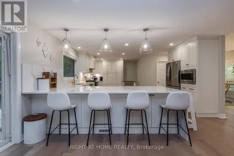 11 Woodland Crescent Oro-medonte ON L4M 4Y8