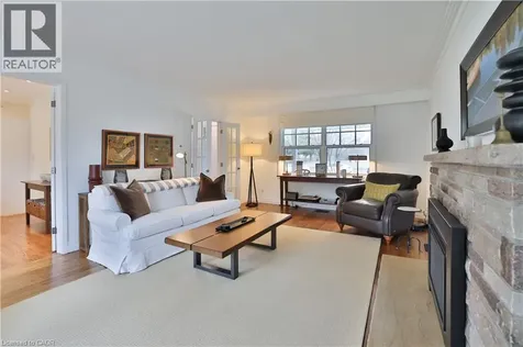 1268 Hillhurst Road Oakville ON L6J 1X4