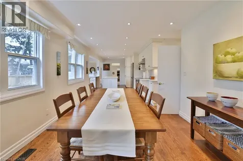 1268 Hillhurst Road Oakville ON L6J 1X4