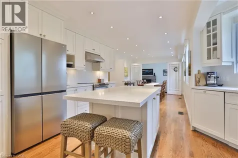 1268 Hillhurst Road Oakville ON L6J 1X4