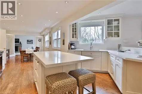 1268 Hillhurst Road Oakville ON L6J 1X4