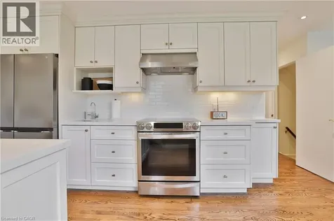 1268 Hillhurst Road Oakville ON L6J 1X4