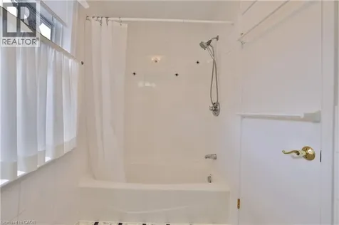1268 Hillhurst Road Oakville ON L6J 1X4