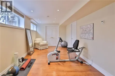 1268 Hillhurst Road Oakville ON L6J 1X4