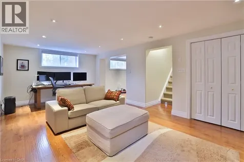 1268 Hillhurst Road Oakville ON L6J 1X4
