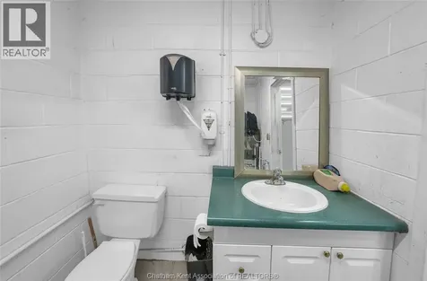 70 Borrowman Drive Chatham ON N7M 5J5