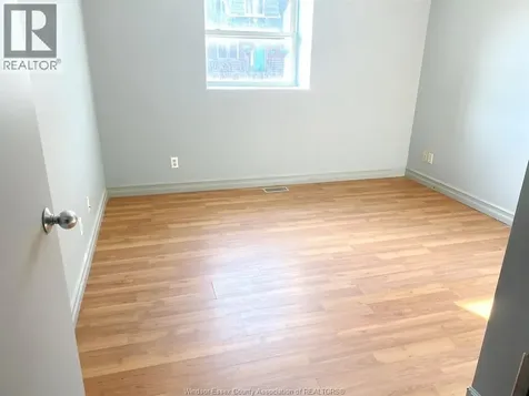 1570 Lillian Windsor ON N8X 4A8