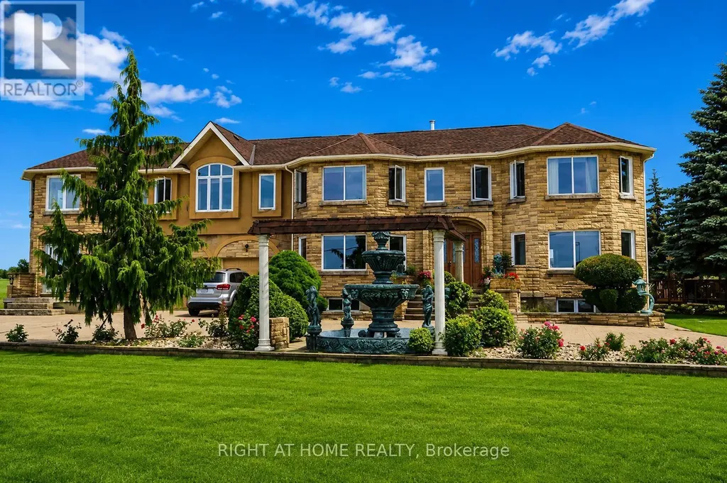 568 Ridge Road Hamilton ON L8J 2Y6
