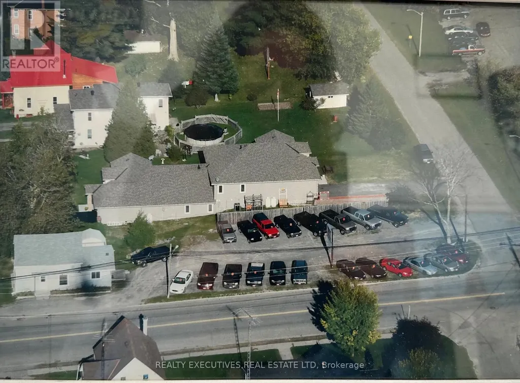 23 Whelan Street South Westport ON K0G 1X0