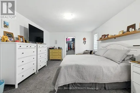 10 Honey Bend St. Thomas ON N5R 0H6