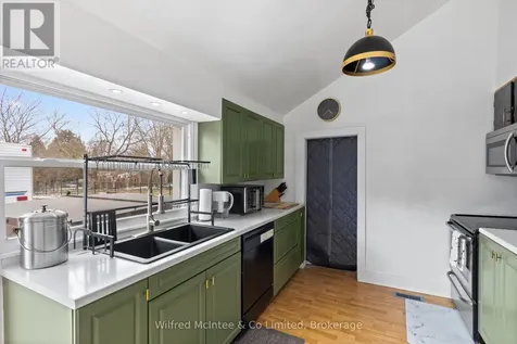 452 Queen Street Kincardine ON N2Z 2J3