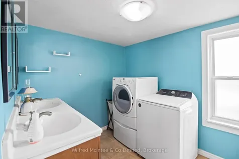 452 Queen Street Kincardine ON N2Z 2J3