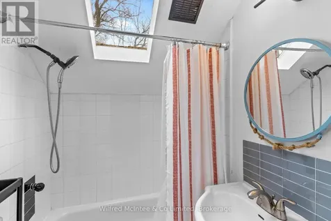 452 Queen Street Kincardine ON N2Z 2J3