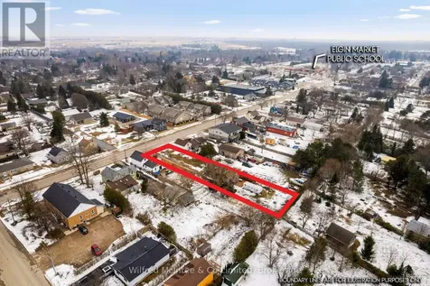 452 Queen Street Kincardine ON N2Z 2J3