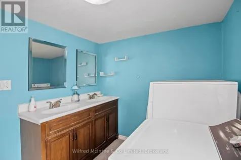 452 Queen Street Kincardine ON N2Z 2J3