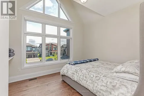 103 Stoneleigh Drive Blue Mountains ON L9Y 4P5