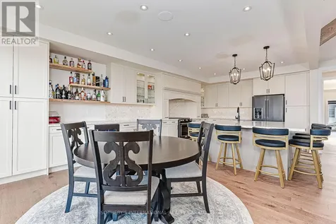 103 Stoneleigh Drive Blue Mountains ON L9Y 4P5