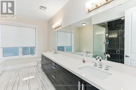 103 Stoneleigh Drive Blue Mountains ON L9Y 4P5