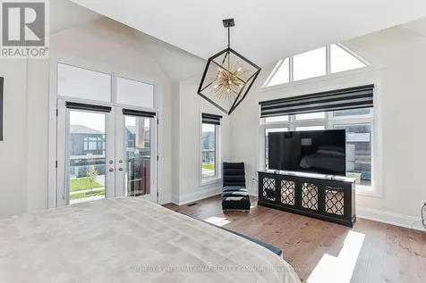 103 Stoneleigh Drive Blue Mountains ON L9Y 4P5