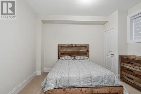 103 Stoneleigh Drive Blue Mountains ON L9Y 4P5