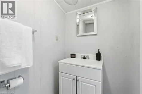 79 Murray Street East Hamilton ON L8L 3G1