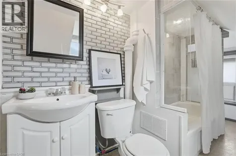 79 Murray Street East Hamilton ON L8L 3G1