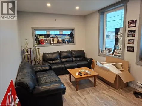 251 Bunting Road St. Catharines ON L2M 3Y2