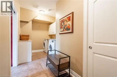 8881 Joseph Court Niagara Falls ON L2H 3P1