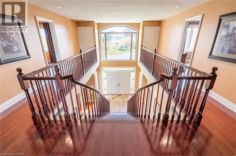8881 Joseph Court Niagara Falls ON L2H 3P1