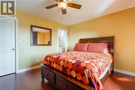 8881 Joseph Court Niagara Falls ON L2H 3P1