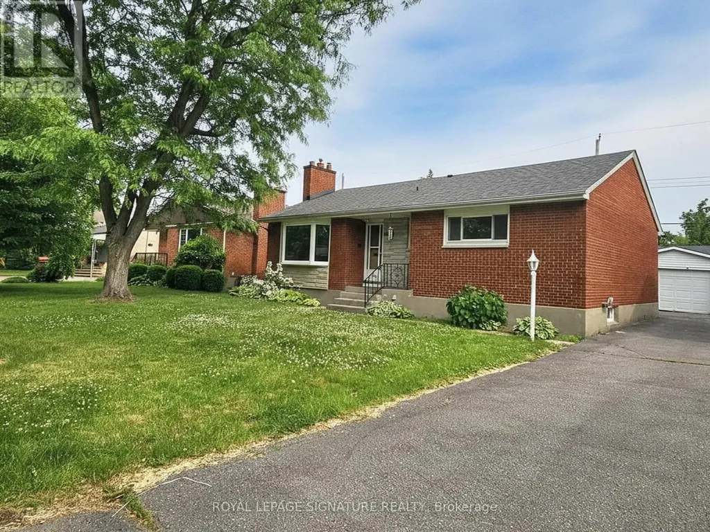 2368 Drury Lane Ottawa ON K2C 1G5