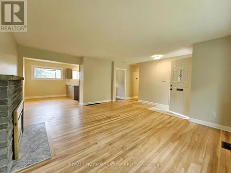 2368 Drury Lane Ottawa ON K2C 1G5