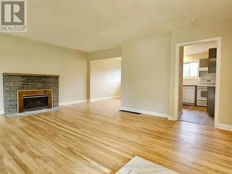 2368 Drury Lane Ottawa ON K2C 1G5