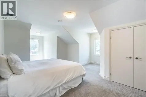 3542 Matthews Drive Niagara Falls ON L2H 2Z1