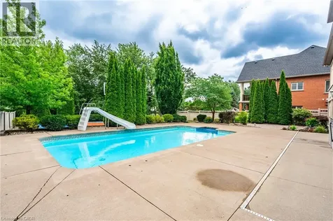 3542 Matthews Drive Niagara Falls ON L2H 2Z1