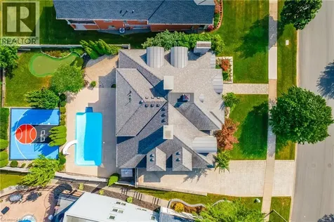 3542 Matthews Drive Niagara Falls ON L2H 2Z1